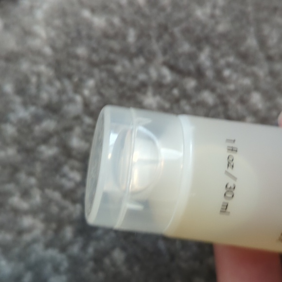OUAI  very Mini 30 ml  Detox Shampoo travel size brand new - Picture 7 of 9